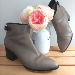 Michael Kors boots taupe tan Heeled ankle 2.5" heels